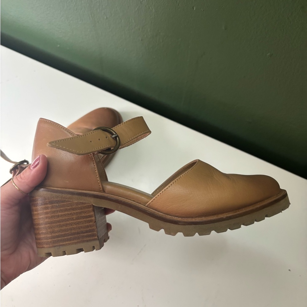 Seychelles Anthro Lock & Key Mary Jane’s